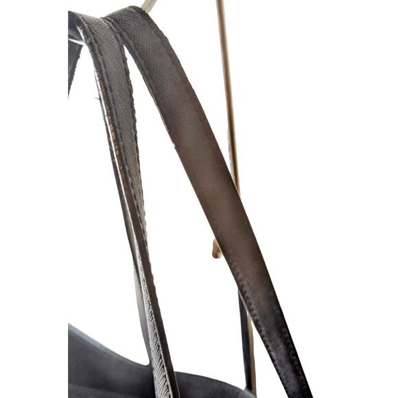 MICHAEL KORS Large Jet Set Tote in Black Saffiano Leather - Picture 9 of 15